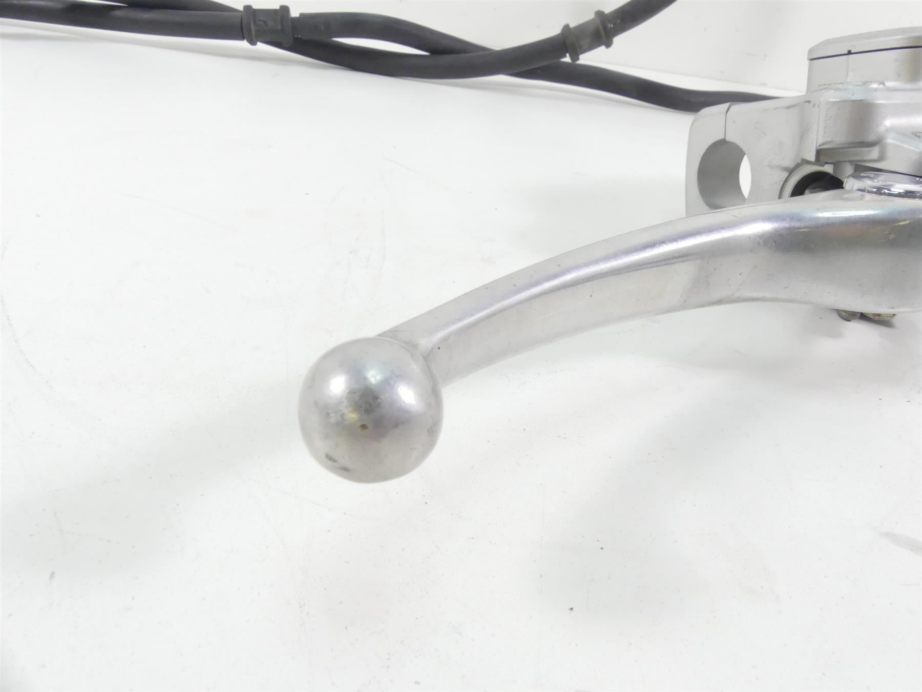 2007 Suzuki M109R VZR1800 Boulevard Front 5/8 Brake Master Cylinder 59600-10F61 {{ shop.shopifyCountryName }} - Mototech271