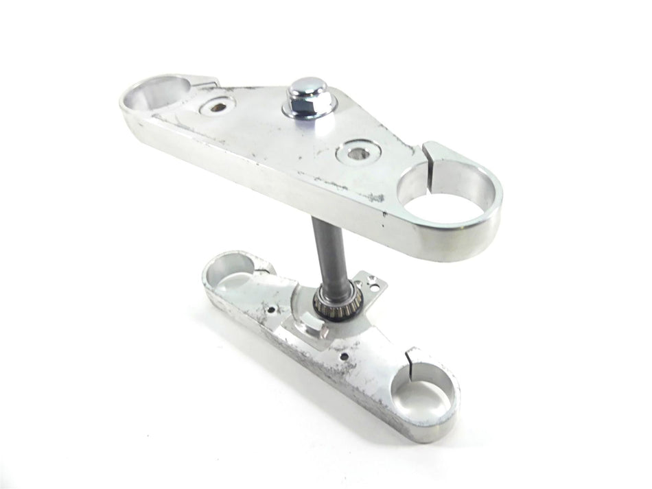 2002 Honda VTX1800 R Upper & Lower Triple Tree Set 53230-MCV-000 53219-MCH-000 {{ shop.shopifyCountryName }} - Mototech271