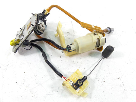 2011 Harley Softail FLSTF Fat Boy Fuel Gas Petrol Pump -Tested 75284-08 75141-11 {{ shop.shopifyCountryName }} - Mototech271