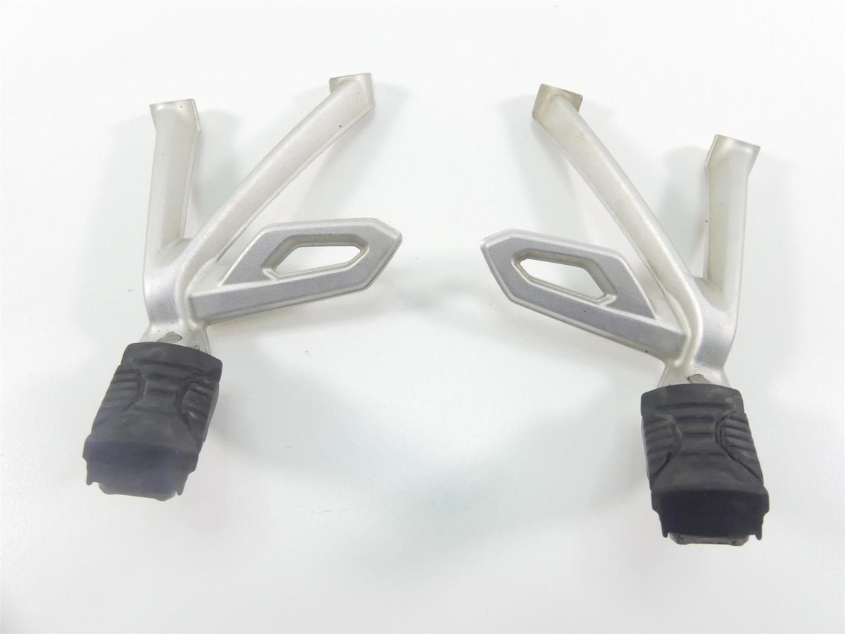 2019 BMW R1250GS K50 Rear Passenger Footpeg Rest Set 46718526741 46718526742 {{ shop.shopifyCountryName }} - Mototech271