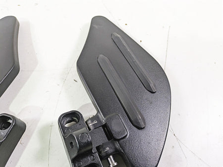 2012 Victory Cross Country Rear Passenger Floorboard Set 5137789 {{ shop.shopifyCountryName }} - Mototech271