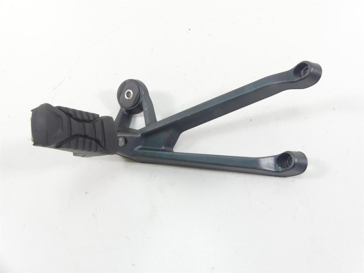 2016 BMW S1000XR K49 Rear Passenger Footpeg Foot Peg Rest Set 46718553845 {{ shop.shopifyCountryName }} - Mototech271