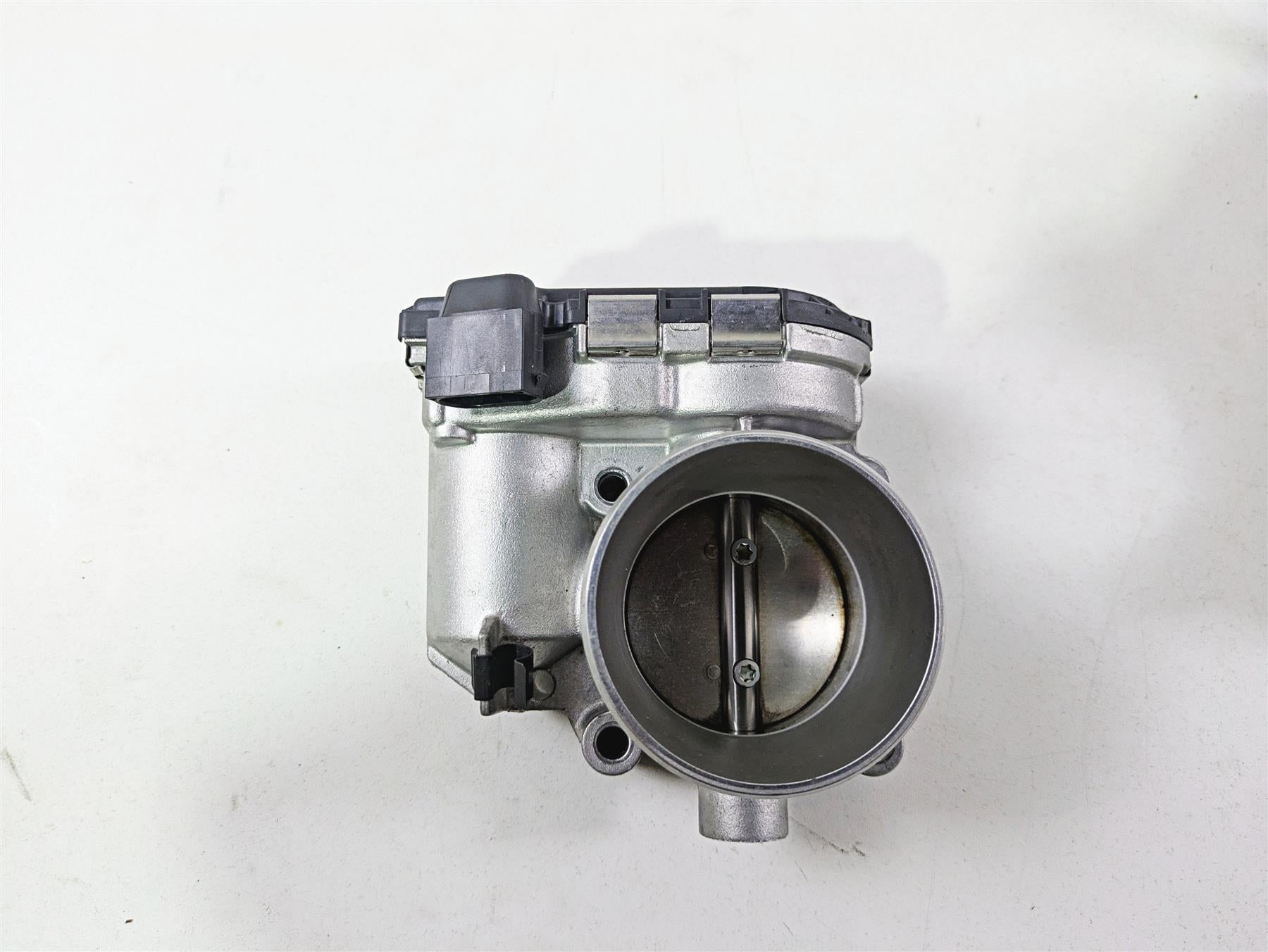 2017 Indian Chieftain Limited Throttle Body & Intake Manifold 5138214 1204685 {{ shop.shopifyCountryName }} - Mototech271