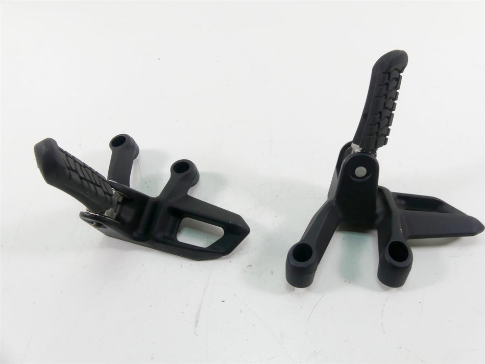 2015 KTM 1290 Adventure Rear Passenger Foot Peg Set 60303048000 60303049000 {{ shop.shopifyCountryName }} - Mototech271