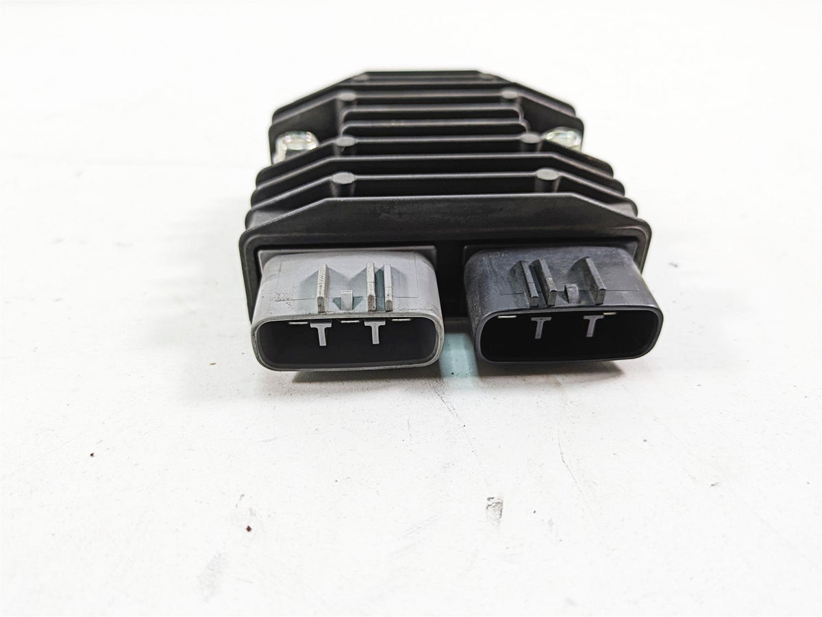 2007 Yamaha R1 YZFR1 Rectifier Voltage Regulator FH012AA 1D7-81960-00-00 {{ shop.shopifyCountryName }} - Mototech271