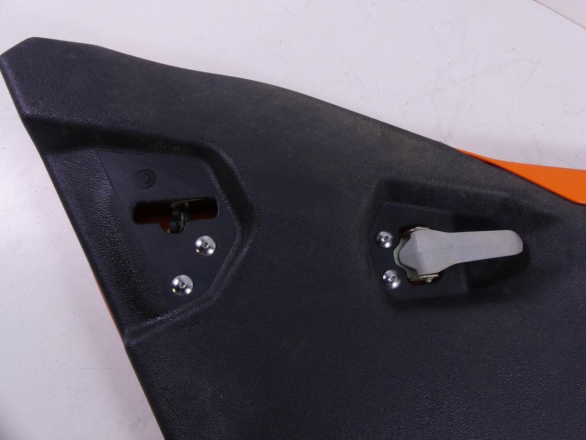 2016 Yamaha YXZ1000R EPS Left Complete Door 2HC-K8557-00-00 2HC-K8557-01-00 {{ shop.shopifyCountryName }} - Mototech271