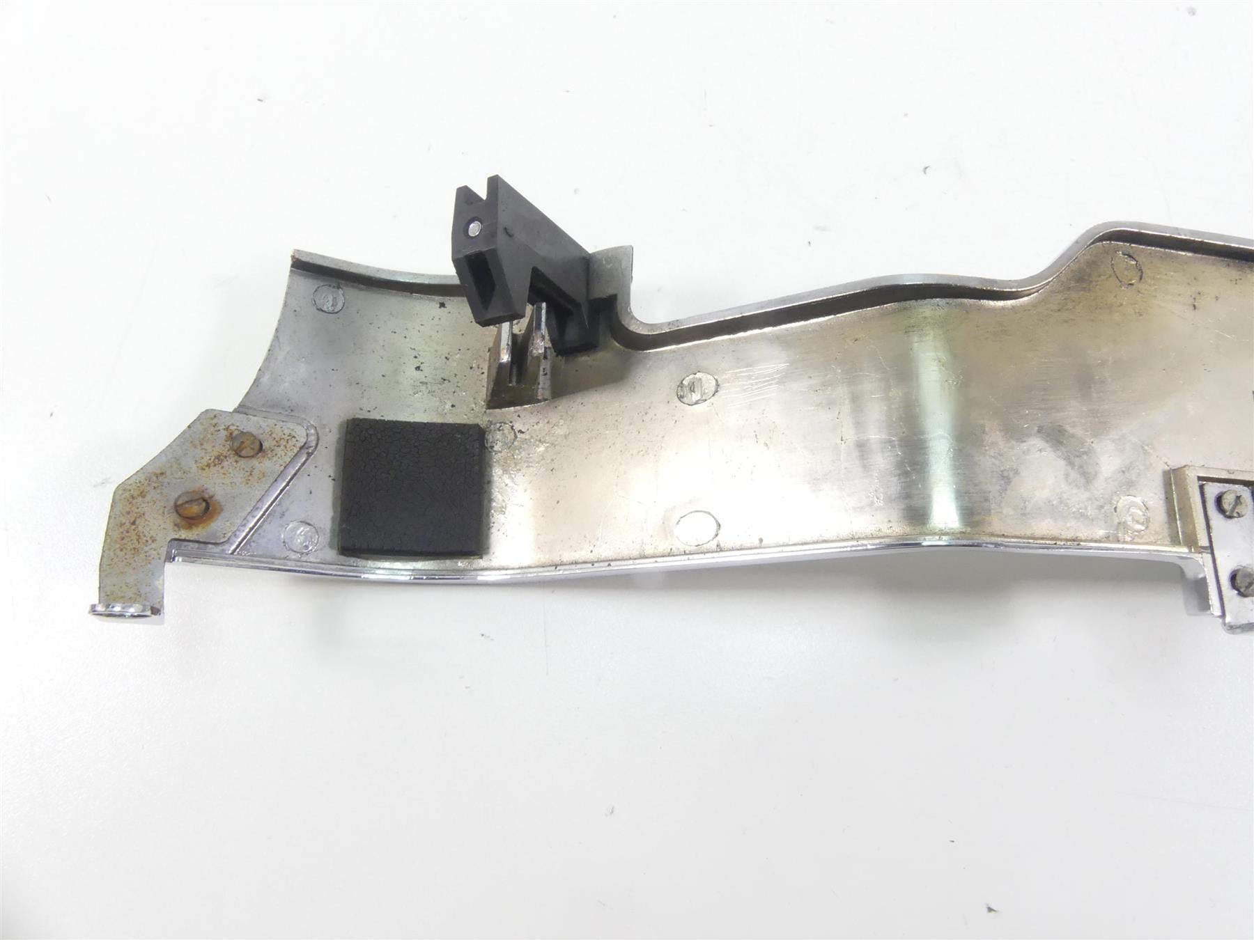 1995 Harley Touring FLHTCU Electra Glide Kuryakyn Chrome Innr Primary Cover 8294 {{ shop.shopifyCountryName }} - Mototech271