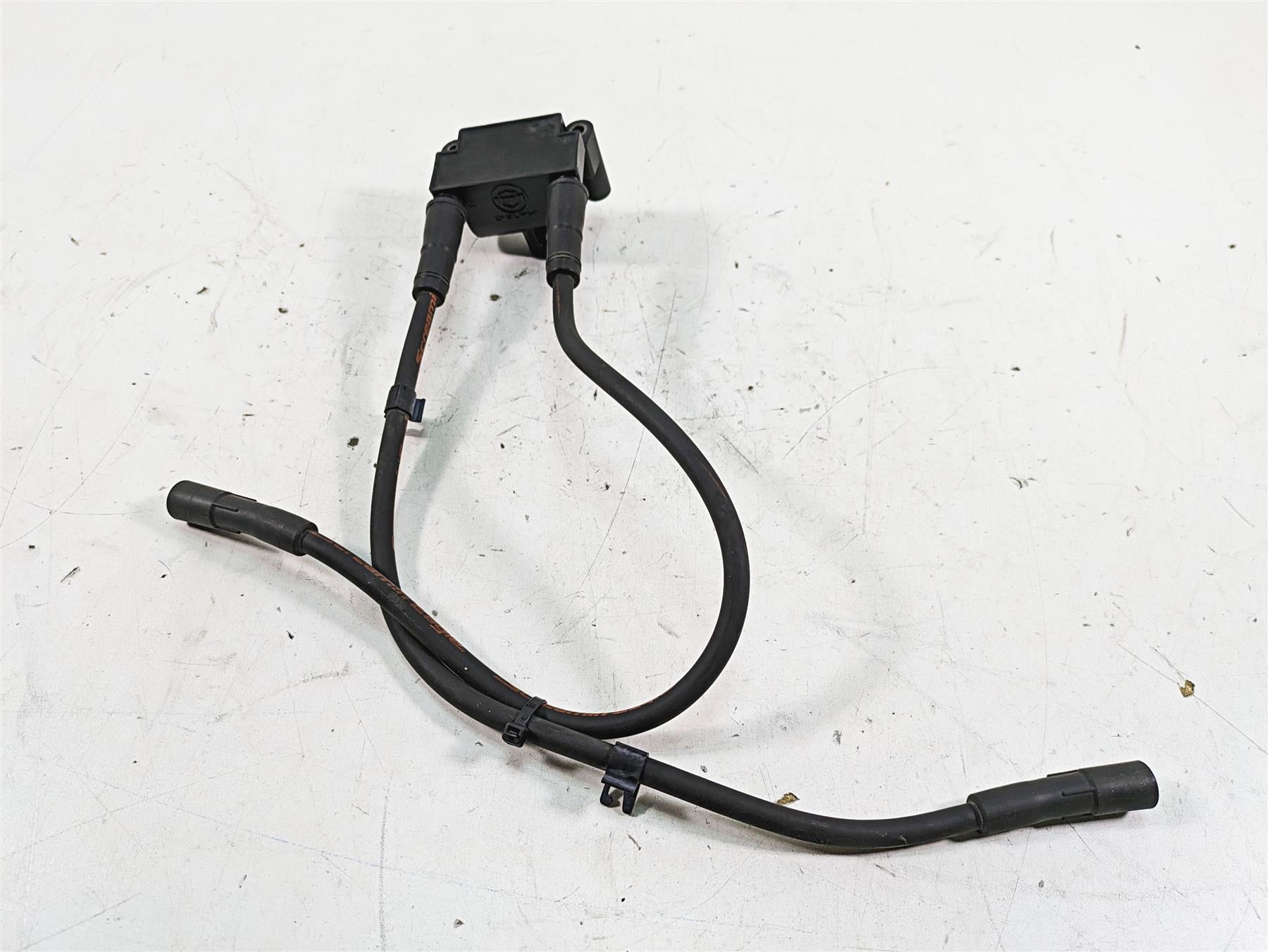 2008 Harley FLHTCU Electra Glide Ignition Coil Wires Plugs Set 31696-07A {{ shop.shopifyCountryName }} - Mototech271
