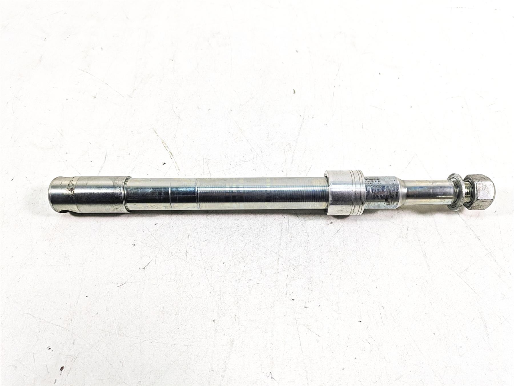 2020 Harley Touring FLHX Street Glide Front Axle Wheel Spindle 25mm 41547-07A {{ shop.shopifyCountryName }} - Mototech271