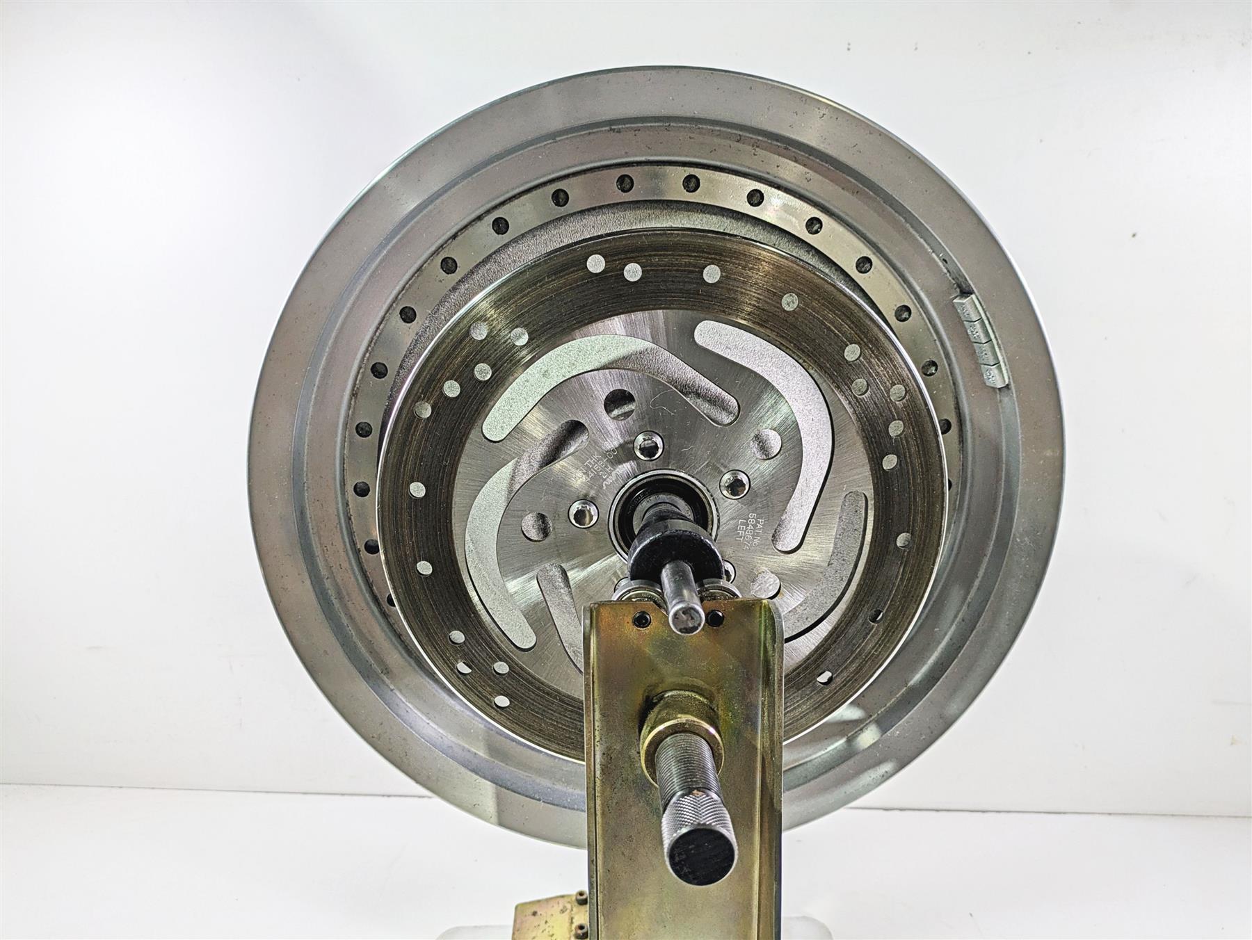 2004 Harley Softail FLSTF Fat Boy Straight 16x3 Solid Front Wheel Rim 41038-00 {{ shop.shopifyCountryName }} - Mototech271