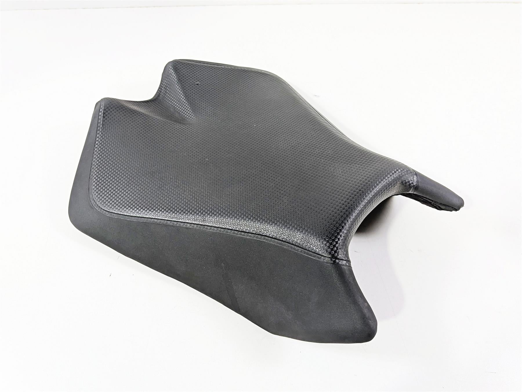 2016 Aprilia RSV 1100 Tuono V4 Factory Front Seat Saddle B04545600C1 {{ shop.shopifyCountryName }} - Mototech271