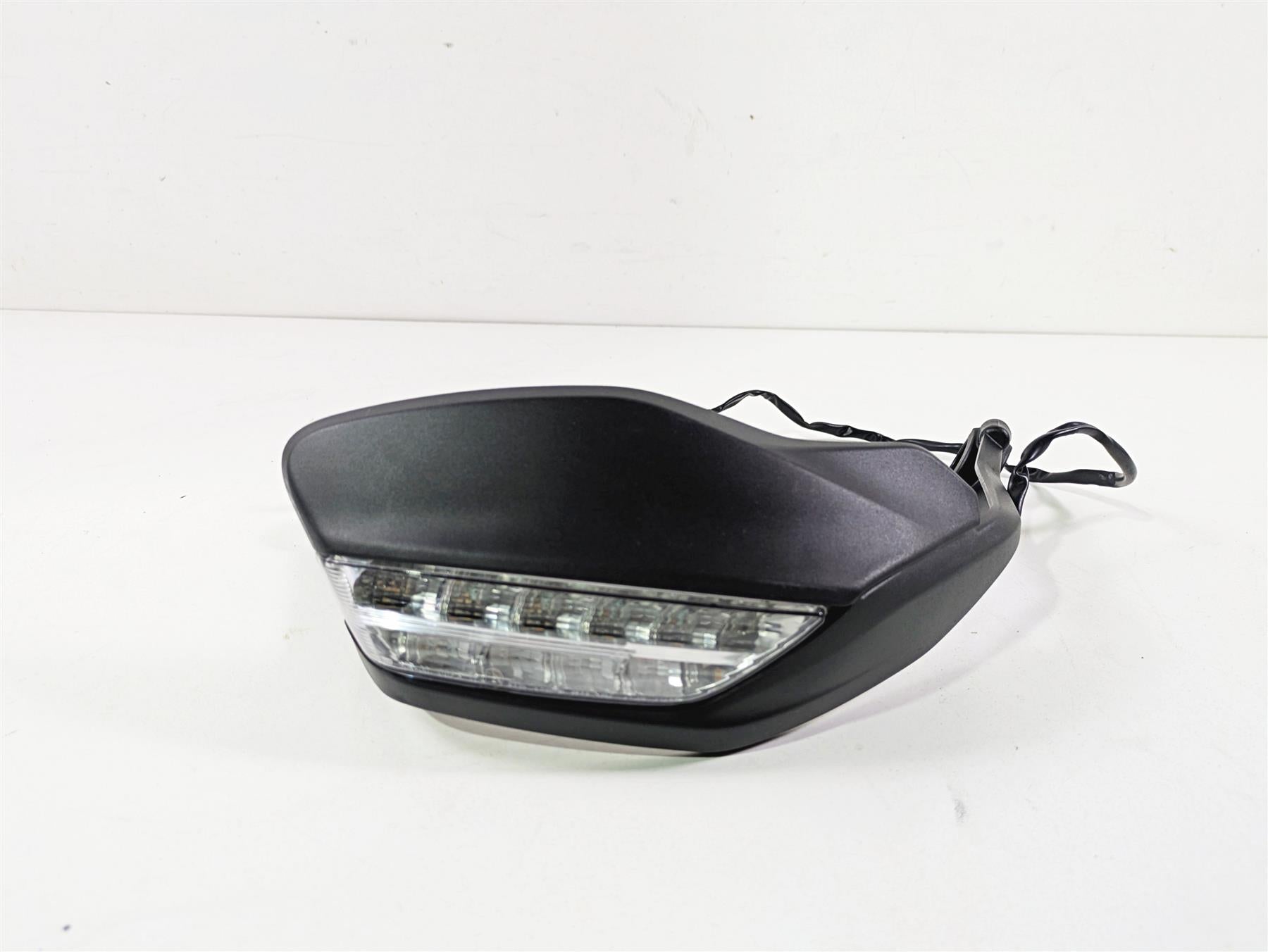 2022 Ducati Hypermotard 950 Right Hand Guard Blinker Turn Signal Set 53010343A {{ shop.shopifyCountryName }} - Mototech271