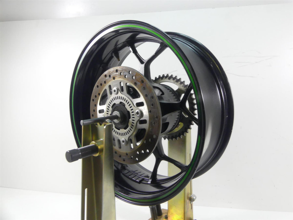 2019 Kawasaki ZX1400 ZX-14R Ninja Straight Rear Wheel Rim 17x6 41073-0574 {{ shop.shopifyCountryName }} - Mototech271