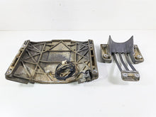 Load image into Gallery viewer, 2009 Yamaha Waverunner FX1800 Cruiser Riding Skid Plate &amp; Sensor 6S5-R1333-01-00
