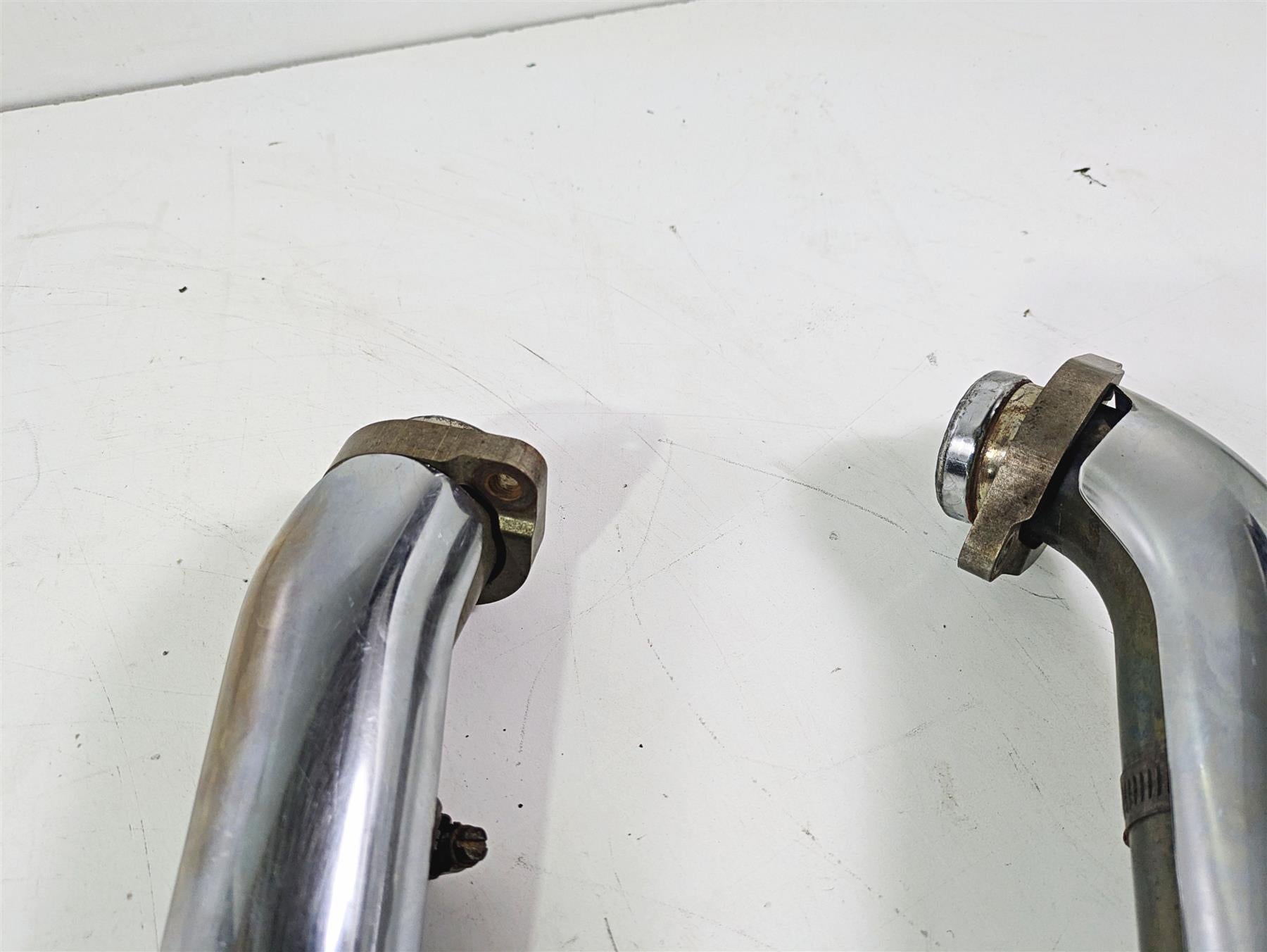 2004 Harley Softail FLSTF Fat Boy Stock Exhaust Header Manifold Set 65499-00A {{ shop.shopifyCountryName }} - Mototech271