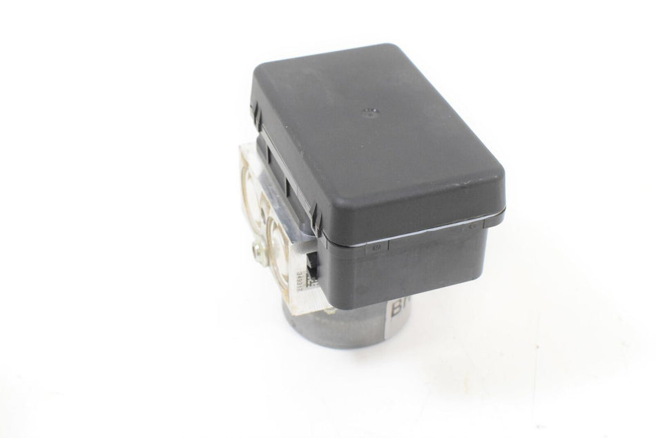 2015 MV Agusta B3 Brutale 800 Abs Brake Pump Module 8000B9136 {{ shop.shopifyCountryName }} - Mototech271