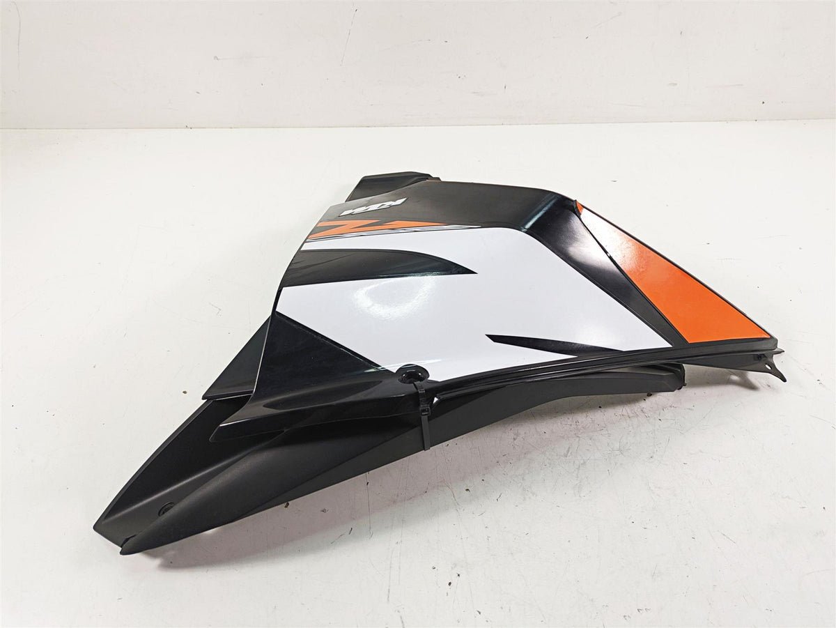 2020 KTM 1290 Super Adventure R Right Tank Fairing Cover Set -Read 6070810300033 {{ shop.shopifyCountryName }} - Mototech271