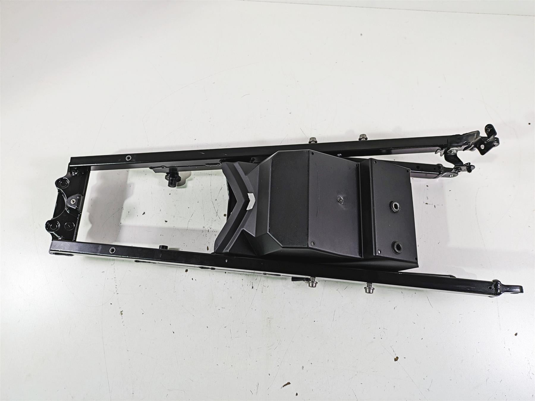 2017 BMW S1000R K47 Straight Subframe & Inner Fender 46518550381 8526754 {{ shop.shopifyCountryName }} - Mototech271