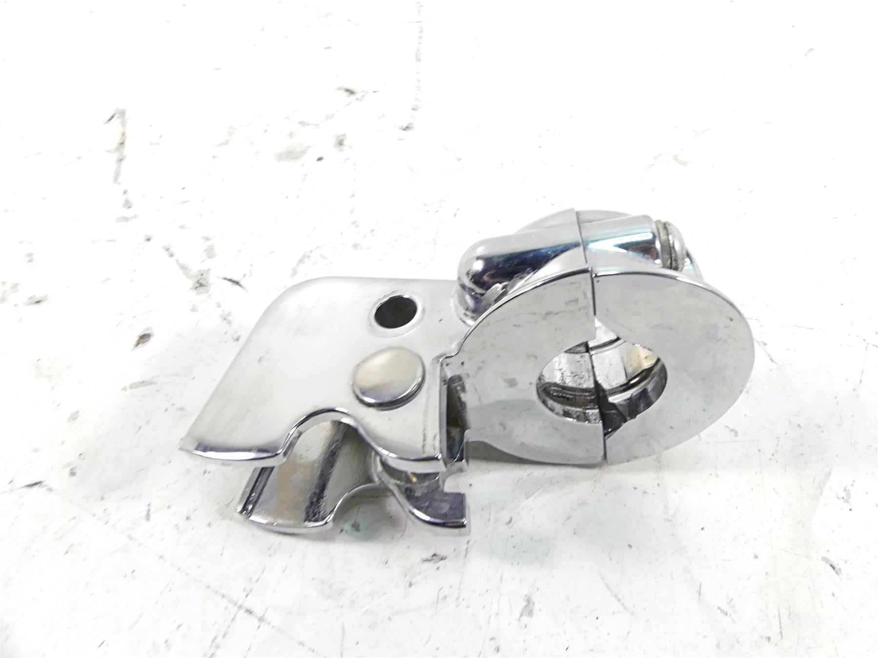 2006 Harley Softail FXSTSI Springer Nice Chrome Clutch Perch 38608-96 {{ shop.shopifyCountryName }} - Mototech271