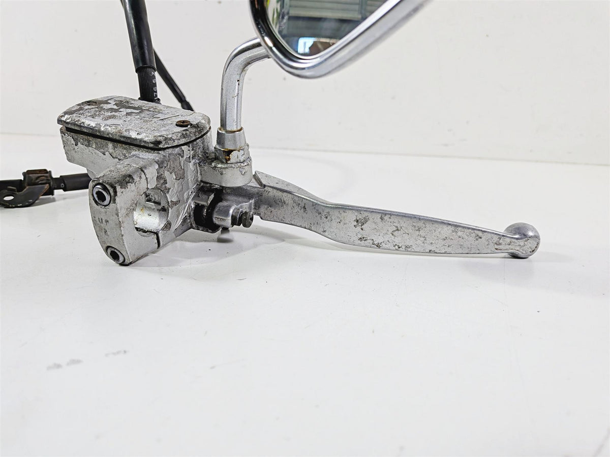 2002 Yamaha XVS650 V-Star Classic Front Brake Caliper & Master 4WM-2580U-00-00 {{ shop.shopifyCountryName }} - Mototech271