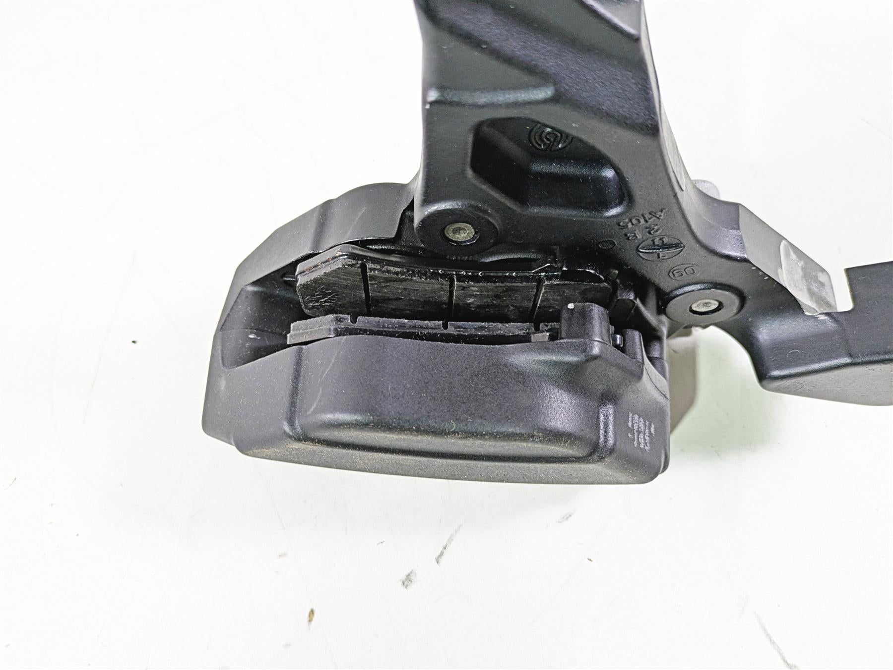 2010 Harley VRSCF Muscle Rod Rear Brake Caliper 43050-08 {{ shop.shopifyCountryName }} - Mototech271