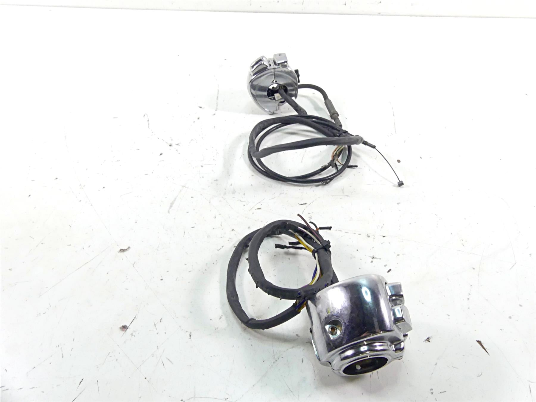 Harley Davidson Sportster Dyna Softail V Rod Chrome Left Right Control Switch Set {{ shop.shopifyCountryName }} - Mototech271