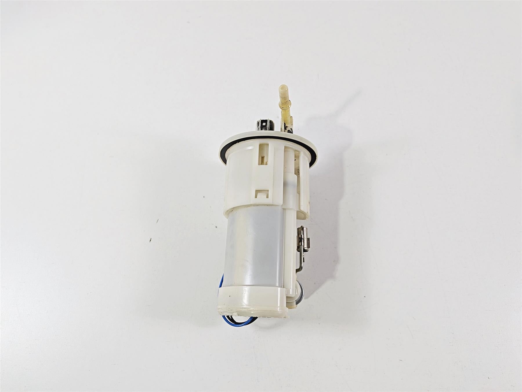 2008 Yamaha YZF R1 RN19 Fuel Gas Petrol Pump & Sending Unit 4C8-13907-00-00 {{ shop.shopifyCountryName }} - Mototech271