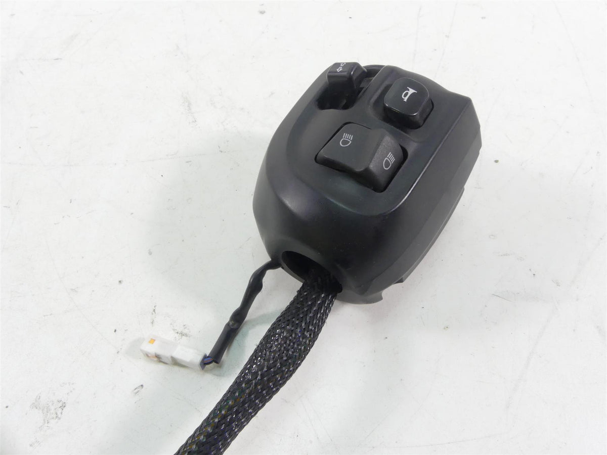 2016 Indian Chief Dark Horse Left Hand Light Horn Blinker Control Switch 4015198 {{ shop.shopifyCountryName }} - Mototech271