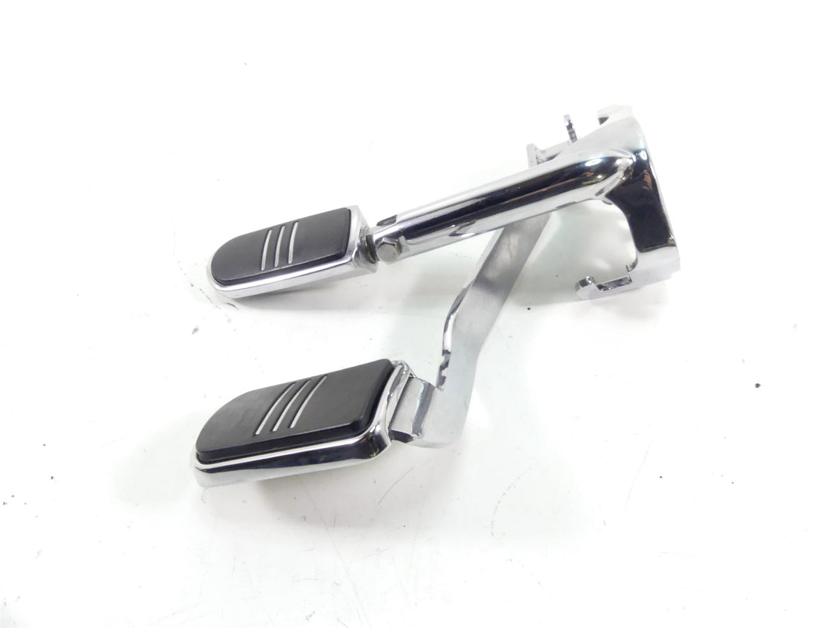 2017 Harley Softail FXSB Breakout Front Right Chrome Footpeg & Br Pedal 42508-11 {{ shop.shopifyCountryName }} - Mototech271