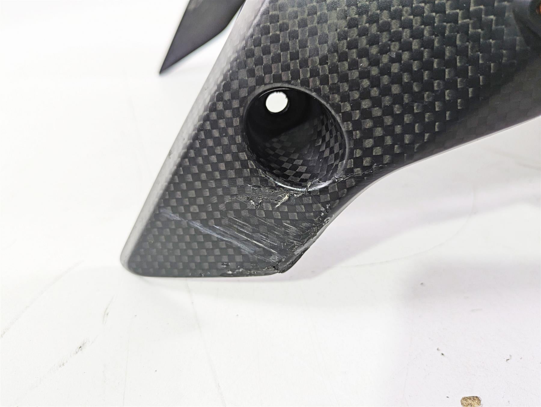 2015 Ducati Hypermotard 821 SP Carbon Fiber Lower Front Fender - Read 56411052AA {{ shop.shopifyCountryName }} - Mototech271