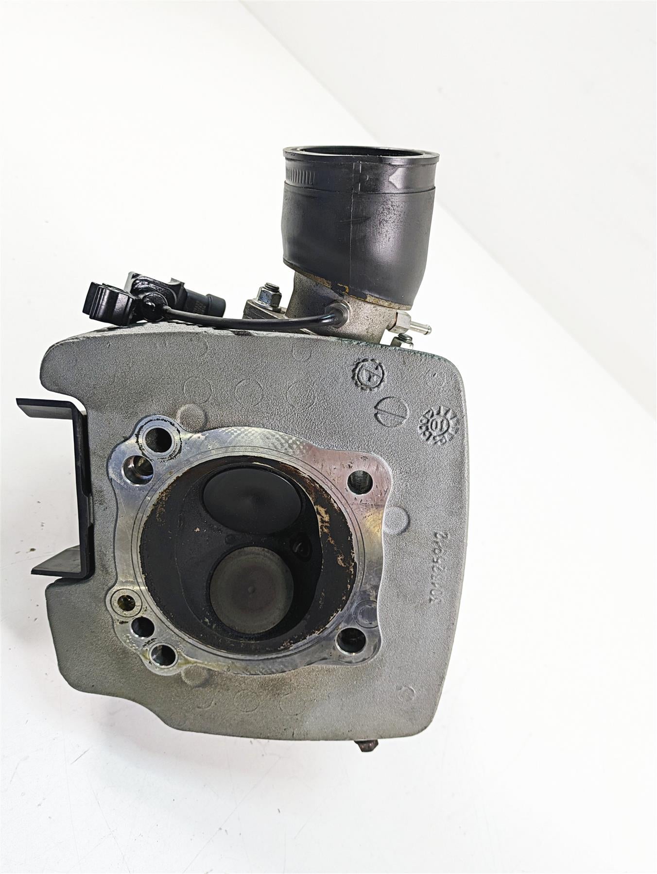 2011 Ducati Hypermotard 1100 Evo SP Rear Vertical Cylinder Head 30122761AA {{ shop.shopifyCountryName }} - Mototech271