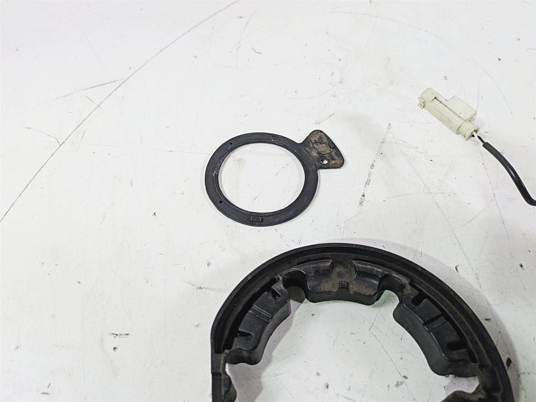2015 BMW K1600 GT K48 Keyless Fuel Gas Tank Lid Cap Inlet 16118549495 {{ shop.shopifyCountryName }} - Mototech271