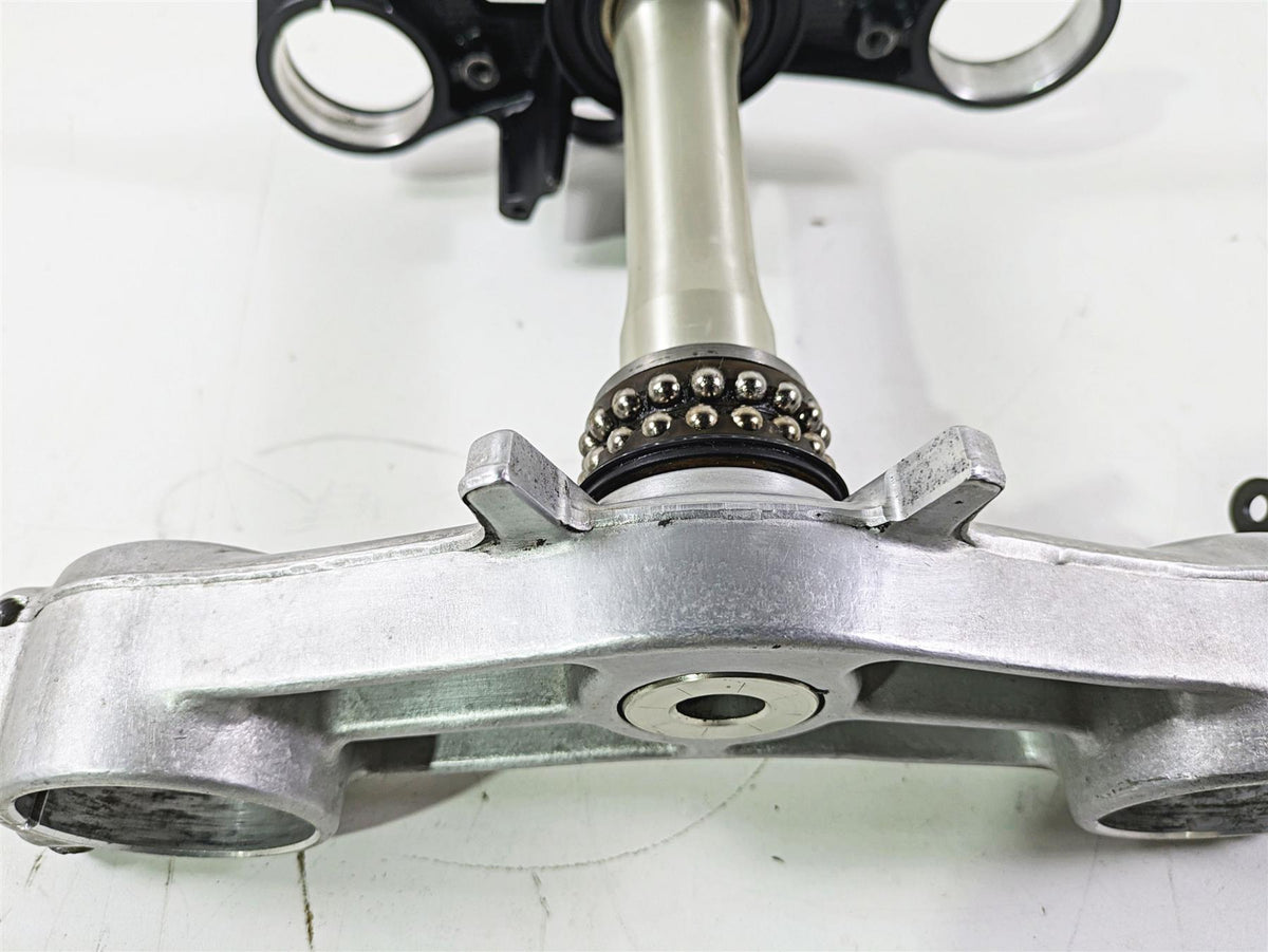 2005 Kawasaki ZX1000 ZX10R Ninja Upper Lower Triple Tree Set 44037-0019 {{ shop.shopifyCountryName }} - Mototech271