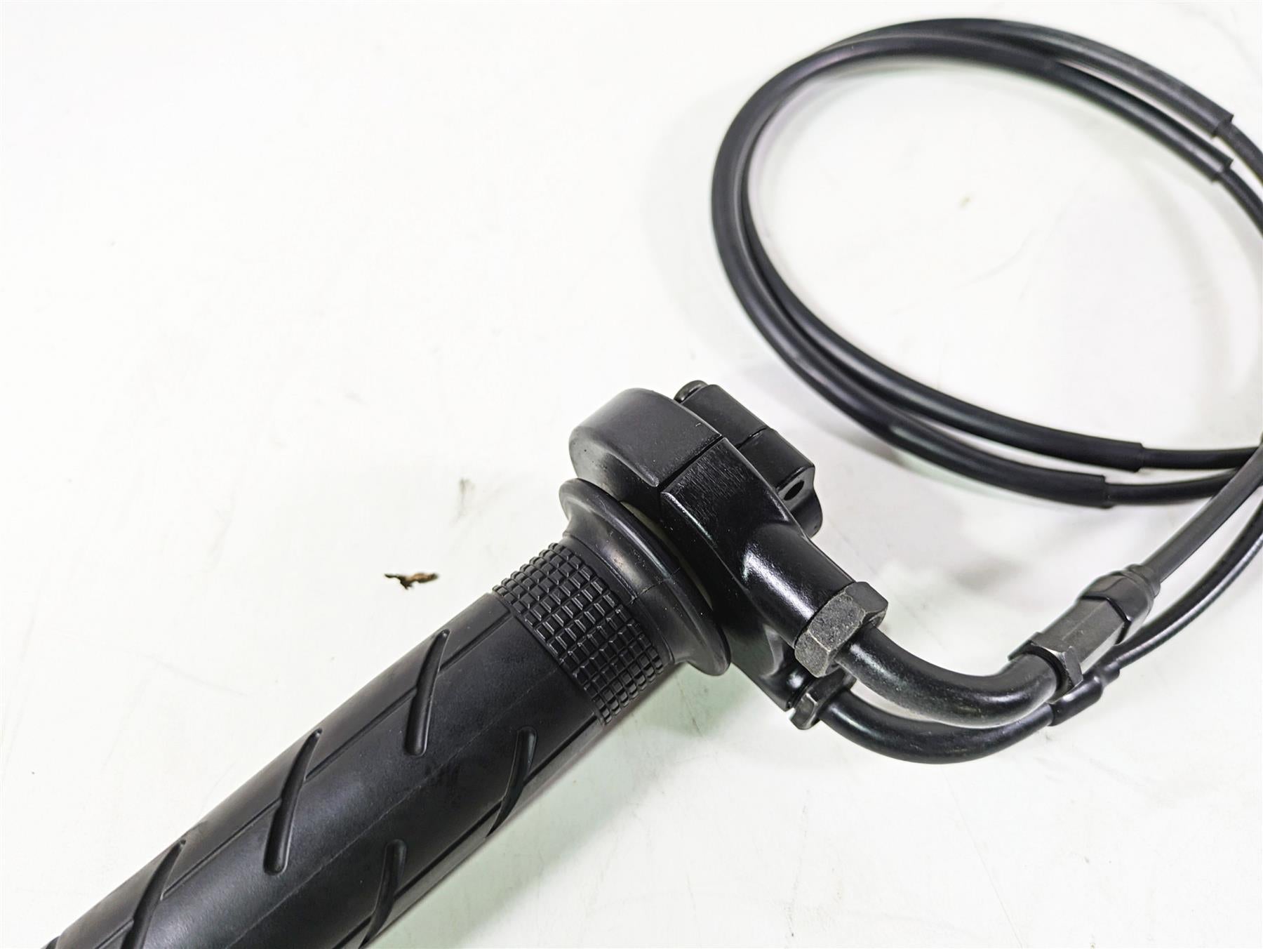 2008 Honda CBR1000RR SC59 Right Hand Throttle Grip & Cables Set 53140-MCF-305 {{ shop.shopifyCountryName }} - Mototech271
