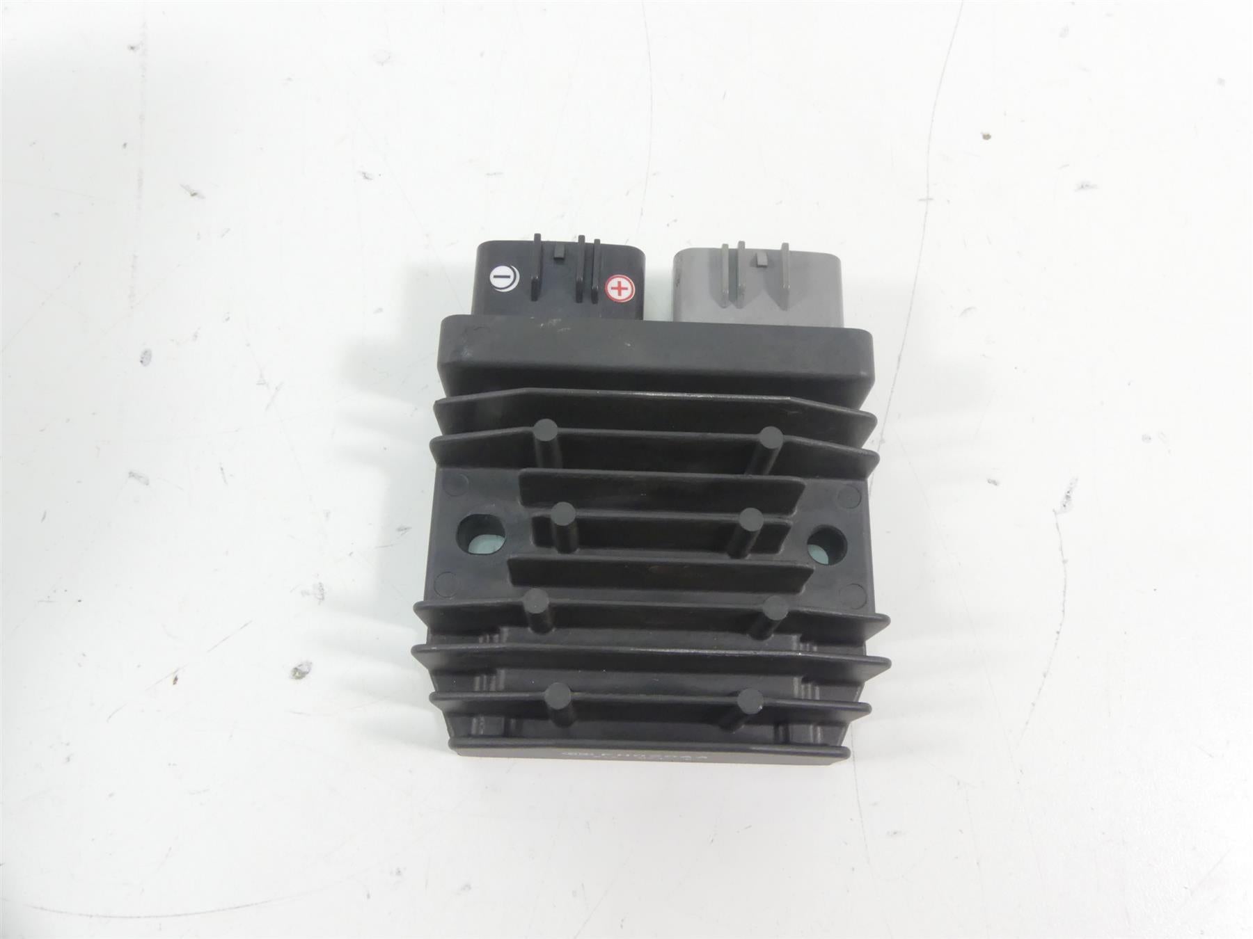 2013 Ducati Streetfighter 848 Rectifier Voltage Regulator 54040191A FH020AA | Mototech271