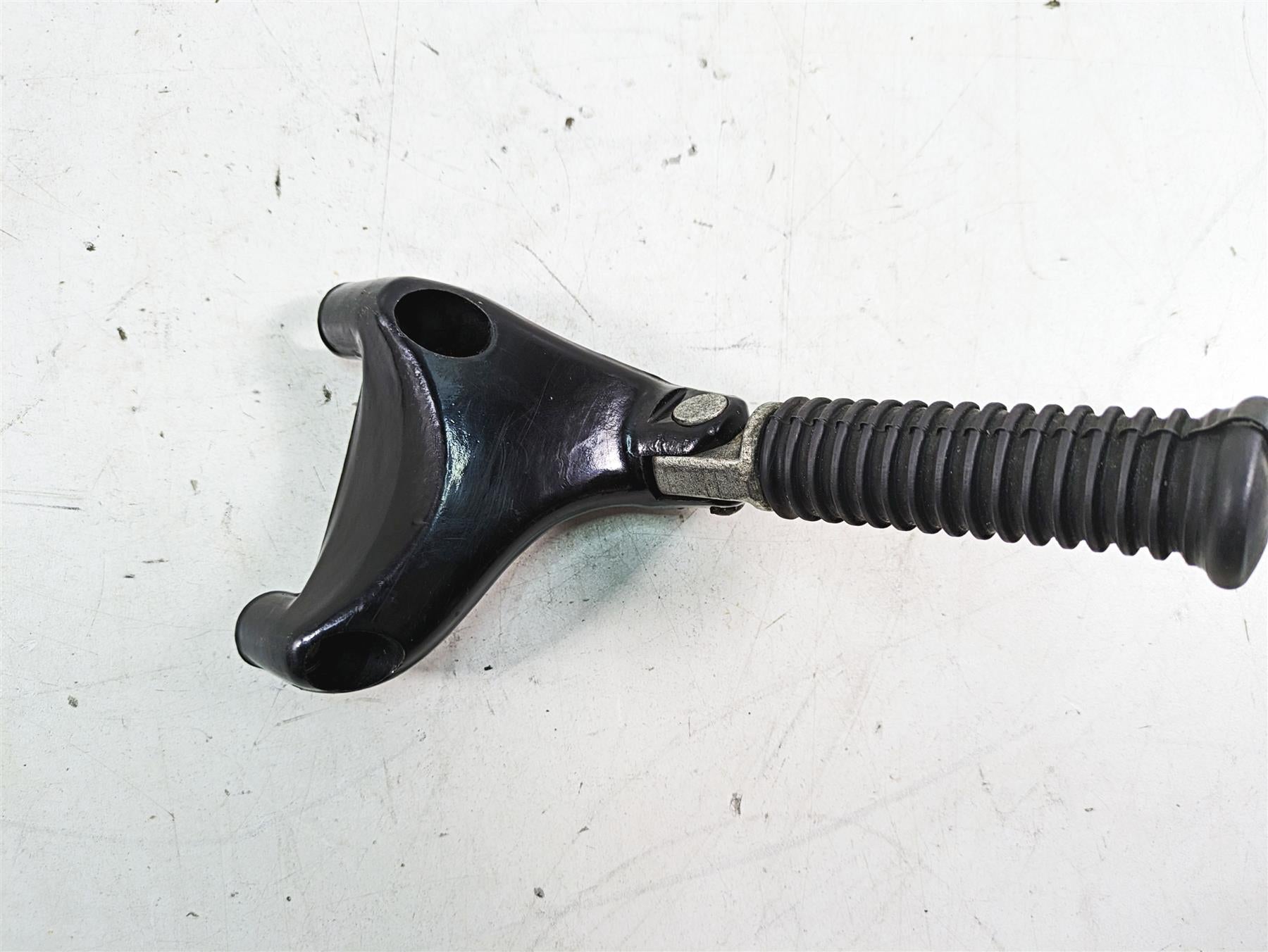 2007 Harley Sportster XL1200 C Left Rear Passenger Footpeg & Mount 49315-04 {{ shop.shopifyCountryName }} - Mototech271