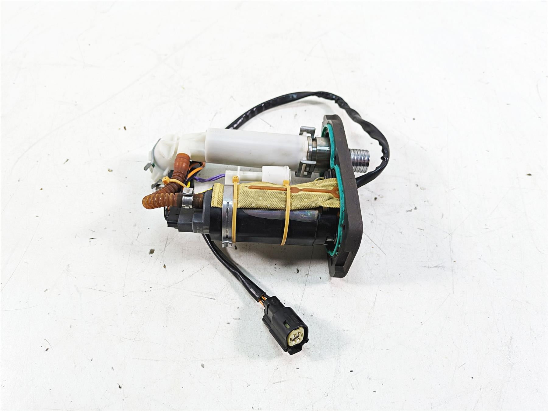 2007 Harley Sportster XL1200 C Fuel Gas Petrol Pump - Tested 75268-07B {{ shop.shopifyCountryName }} - Mototech271