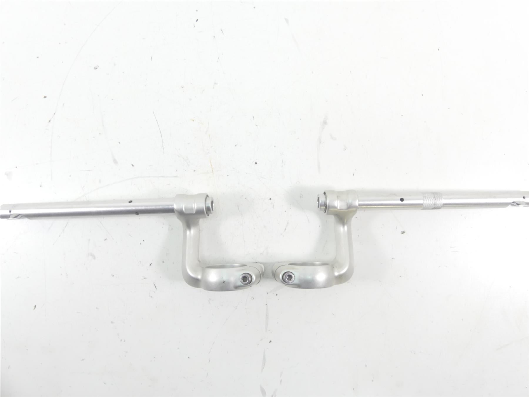 2017 Triumph Thruxton 1200 R Clip On Handlebar Handle Bar Set T2041283 T2041284 {{ shop.shopifyCountryName }} - Mototech271