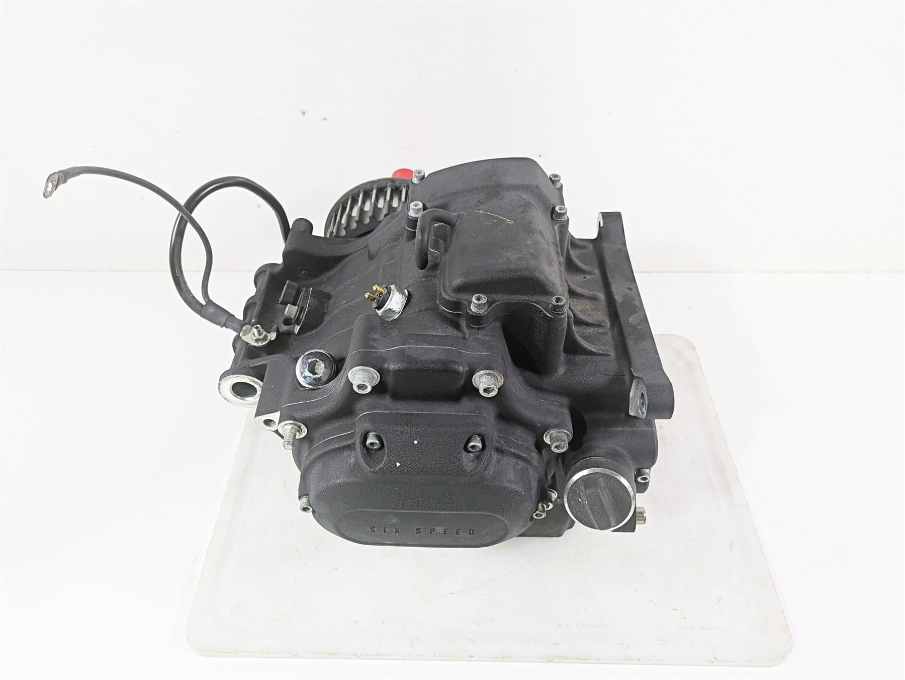 2016 Harley FXDF Dyna Fat Bob Transmission Gear Box 6 Speed 33083-10A