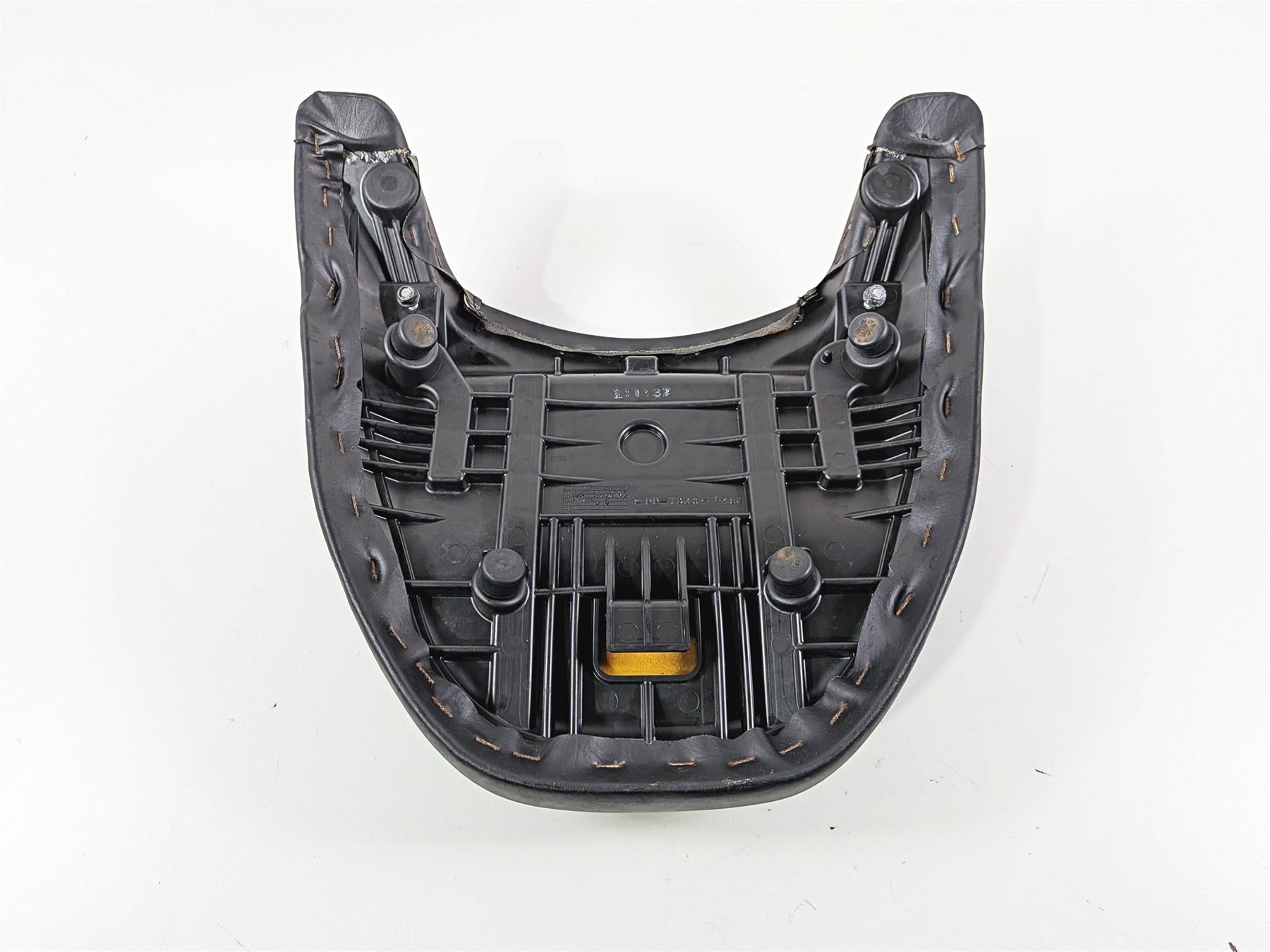 2014 Suzuki M109R VZR1800 Boulevard Rear Passenger Seat Saddle 45300-48G00-48H {{ shop.shopifyCountryName }} - Mototech271