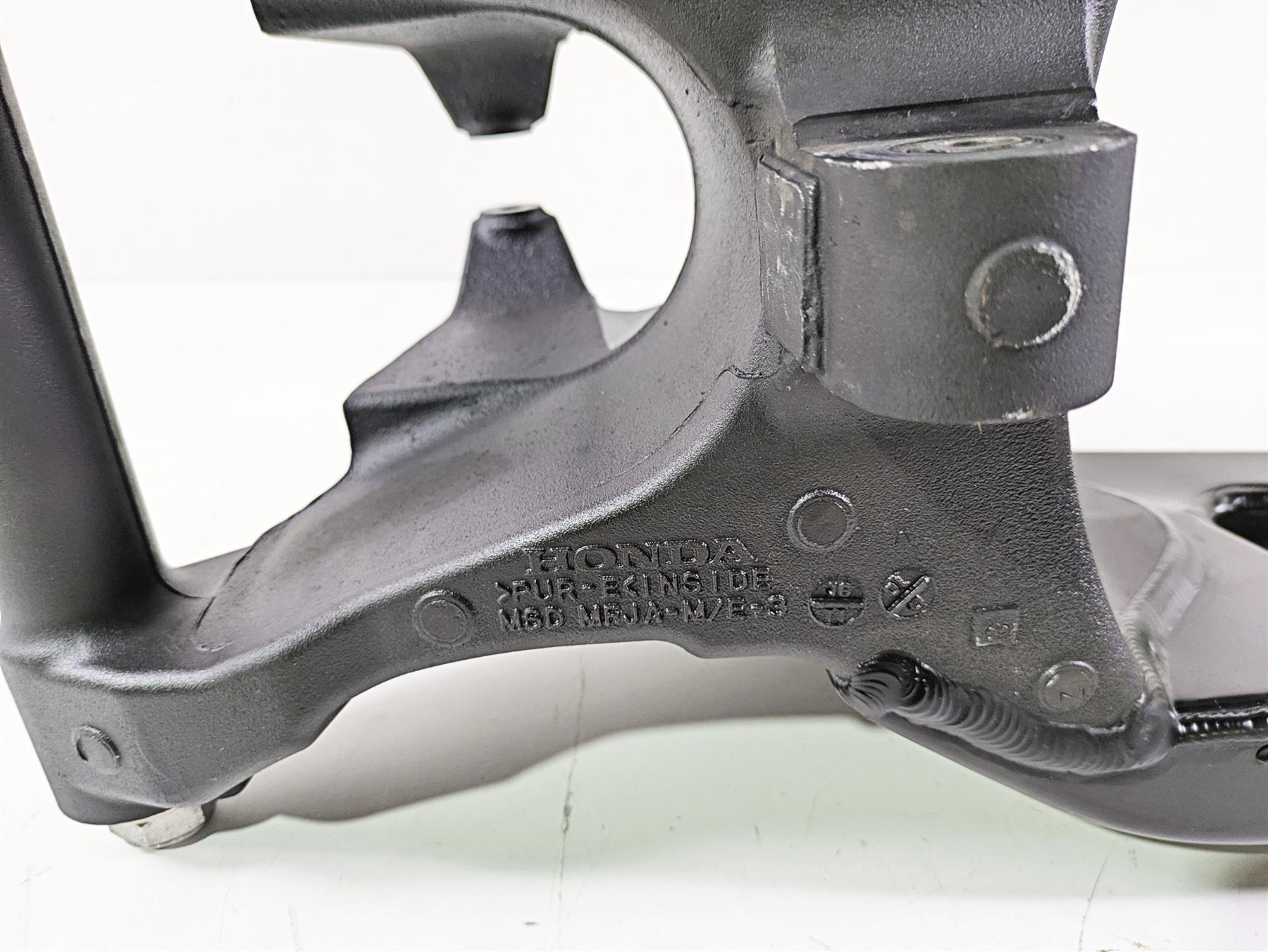 2017 Honda CBR600RR Straight Rear Swing Arm Swingarm & Axle 52200-MFJ-A40 {{ shop.shopifyCountryName }} - Mototech271