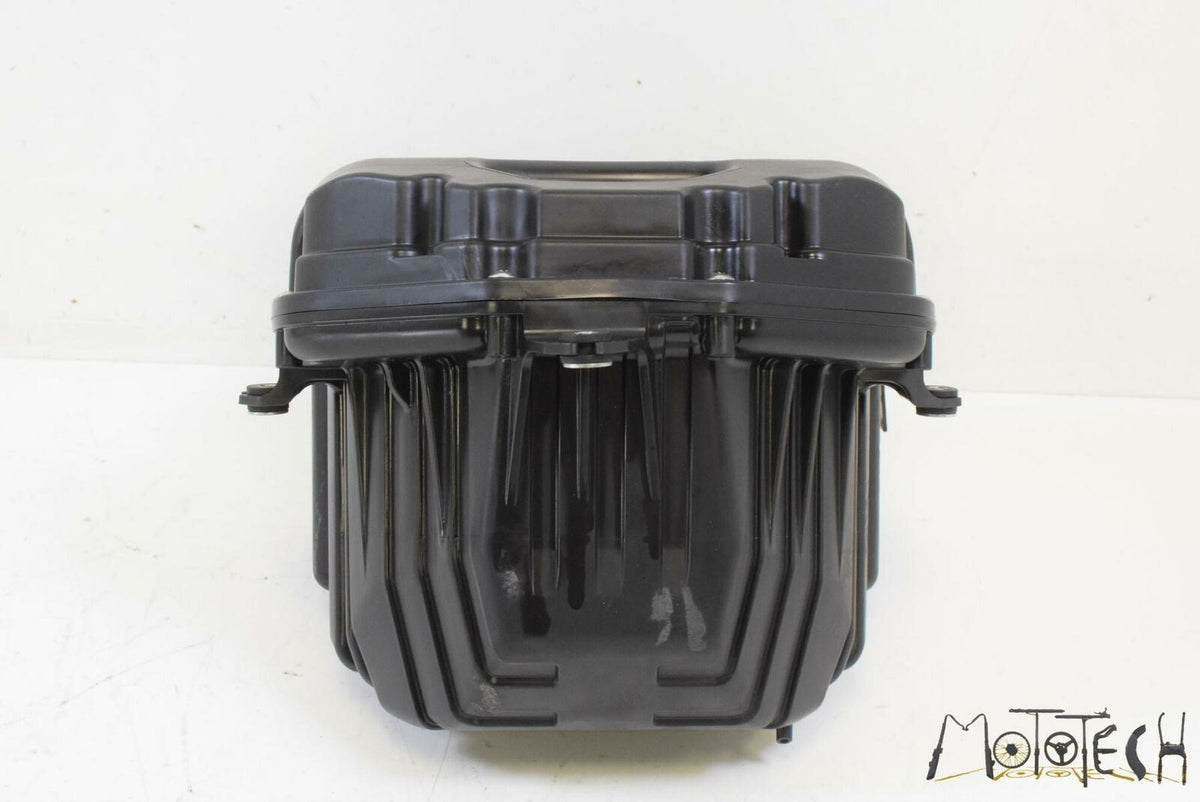 2016 Yamaha MT09 FZ09 Air Cleaner Breather Filter Box Assembly 90110-06388-00 {{ shop.shopifyCountryName }} - Mototech271