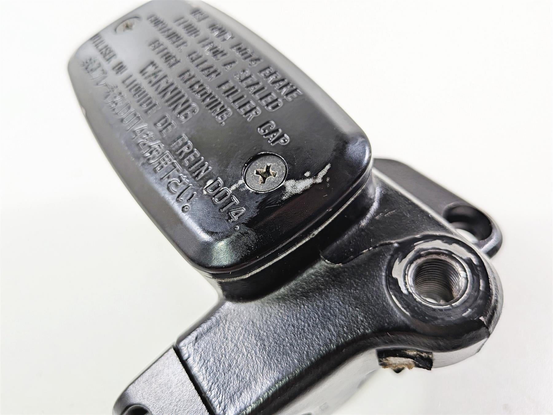 2014 Suzuki M109R VZR1800 Boulevard Front Brake Master Cylinder 59600-10FD0 {{ shop.shopifyCountryName }} - Mototech271