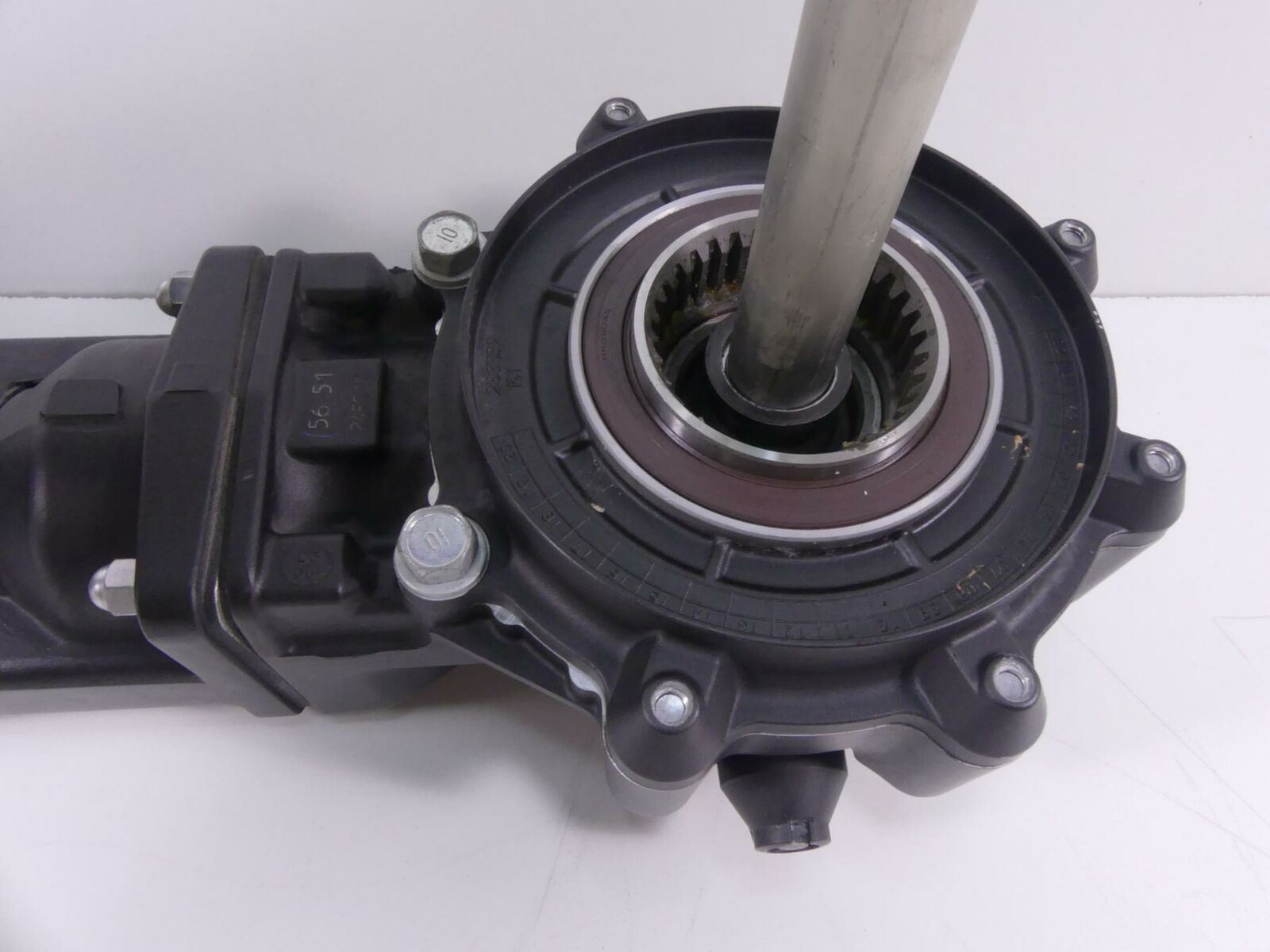2019 Yamaha VMX17 V-Max 1700 Swingarm Swing Arm Differential Read 2S3-46101-10-0 {{ shop.shopifyCountryName }} - Mototech271