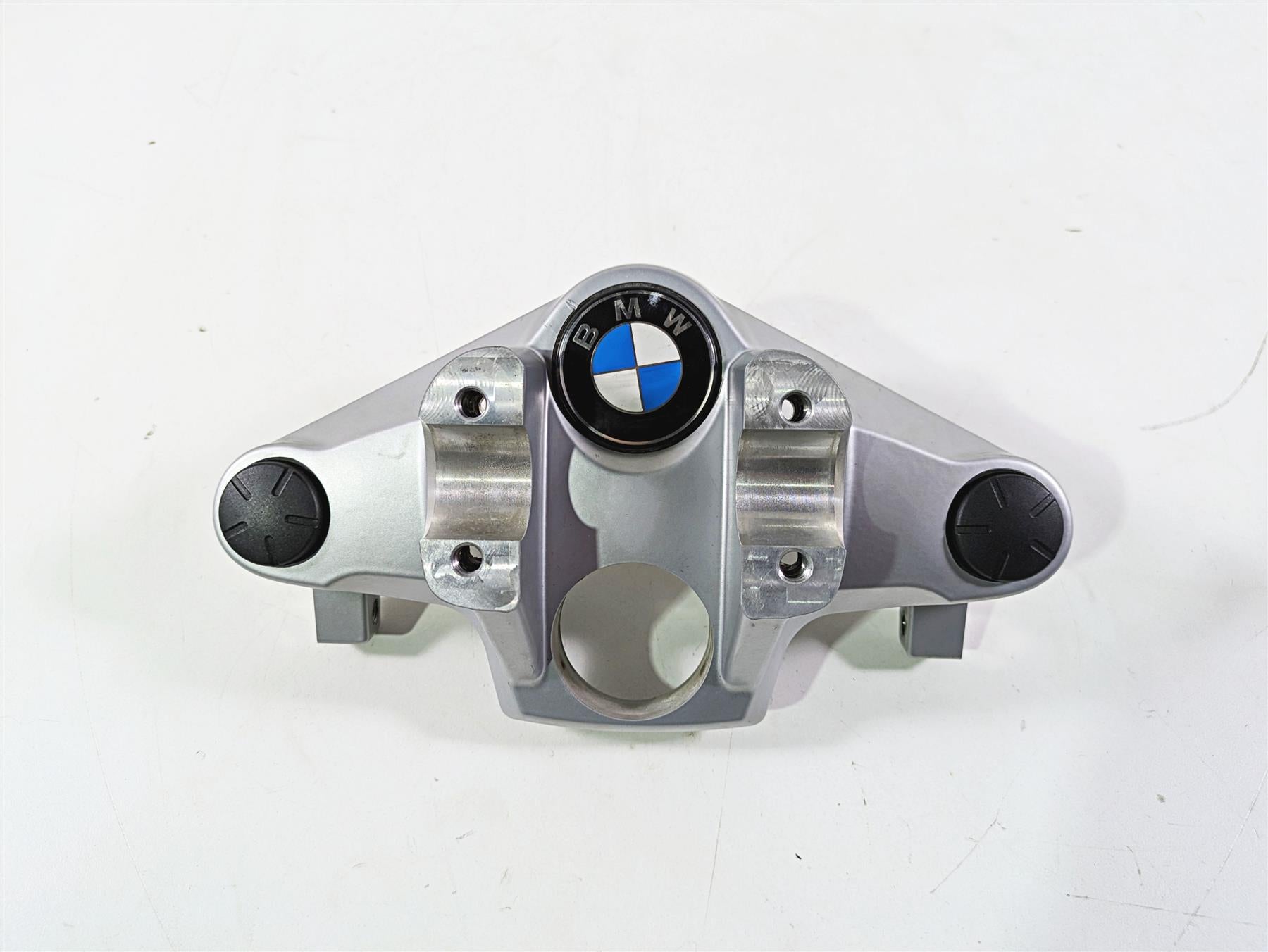 2012 BMW R1200R K27 Upper Triple Tree Steering Clamp 31427727249 7728078 {{ shop.shopifyCountryName }} - Mototech271