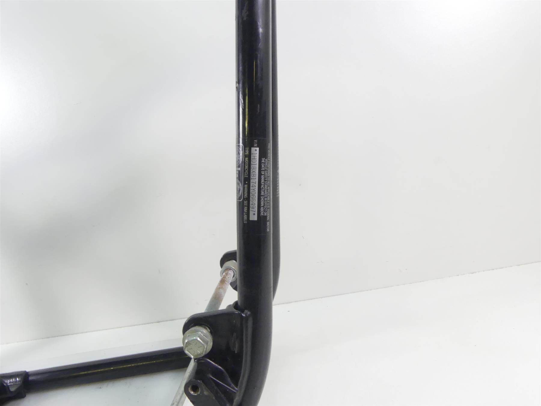 2004 Harley Softail FLSTFI Fat Boy Straight Main Frame Chassis - Slvg 47008-00C {{ shop.shopifyCountryName }} - Mototech271