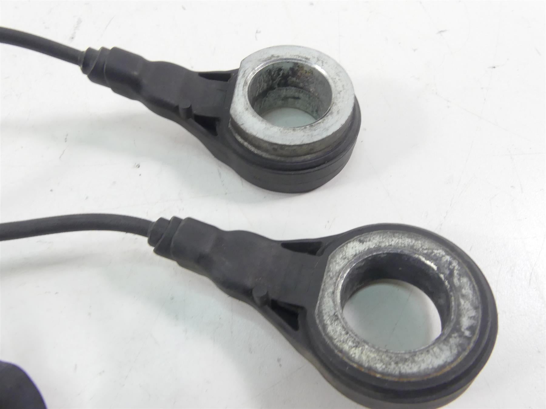 2013 Harley Touring FLHTK Electra Glide Abs Brake Wheel Sensor Set 40614-08 {{ shop.shopifyCountryName }} - Mototech271
