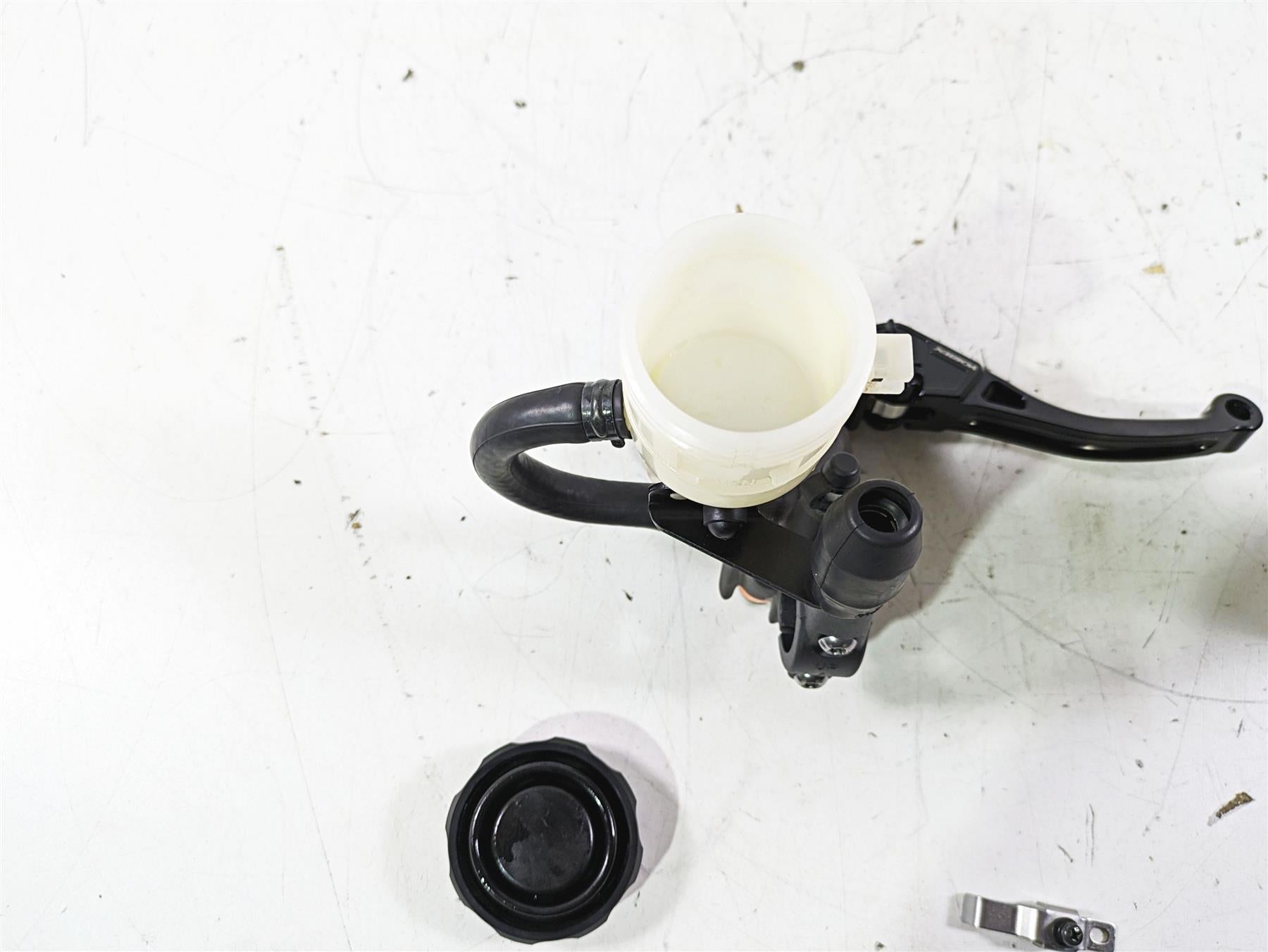 2017 BMW S1000R K47 Front Brake Radial Master Cylinder +Vortex Lever 32728536872 {{ shop.shopifyCountryName }} - Mototech271