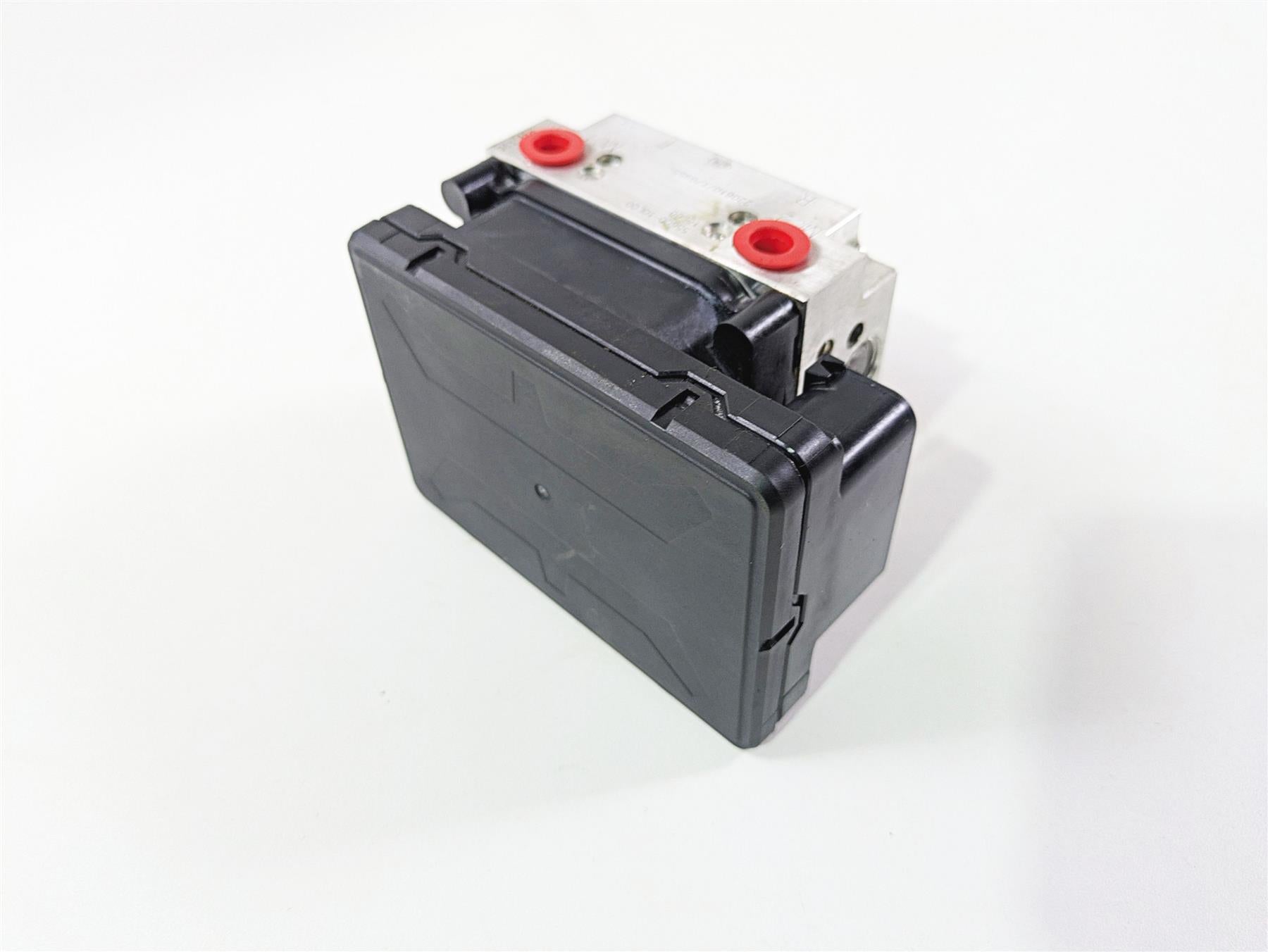 2023 Suzuki GSX1300 RR Hayabusa Abs Brake Pump Unit Module 55610-10L00 {{ shop.shopifyCountryName }} - Mototech271