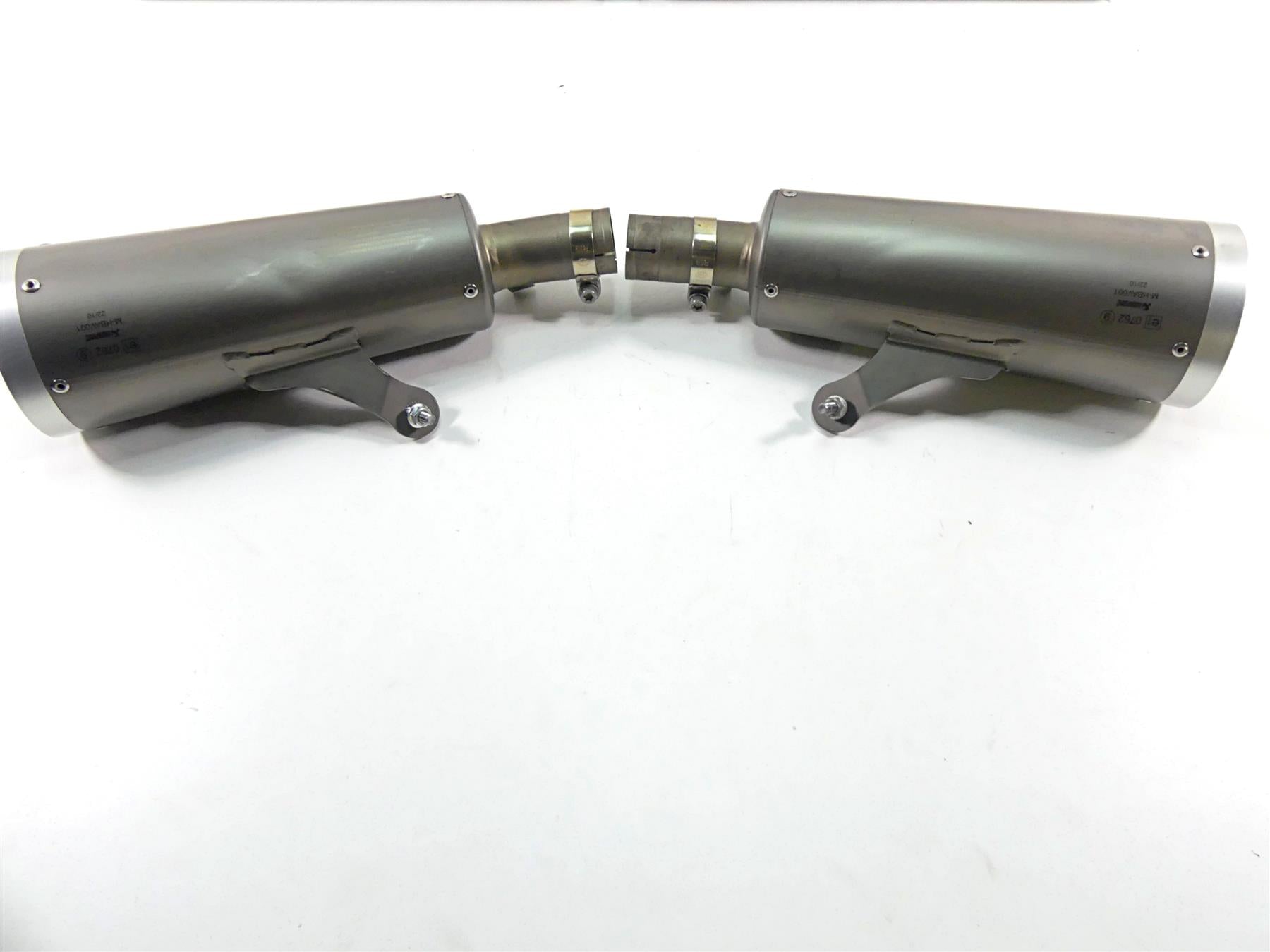 2012 Yamaha VMX17 VMAX 1700 Akrapovic Titanium Slip On Exhaust S-Y17SO1-HBAV {{ shop.shopifyCountryName }} - Mototech271